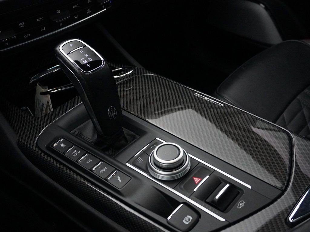Used 2019 Maserati Levante GTS image 49