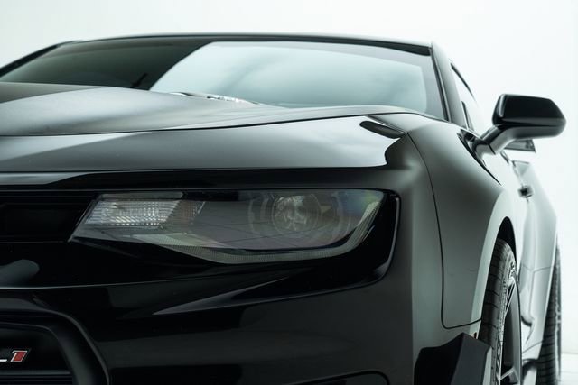 Used 2018 Chevrolet Camaro ZL1 image 11