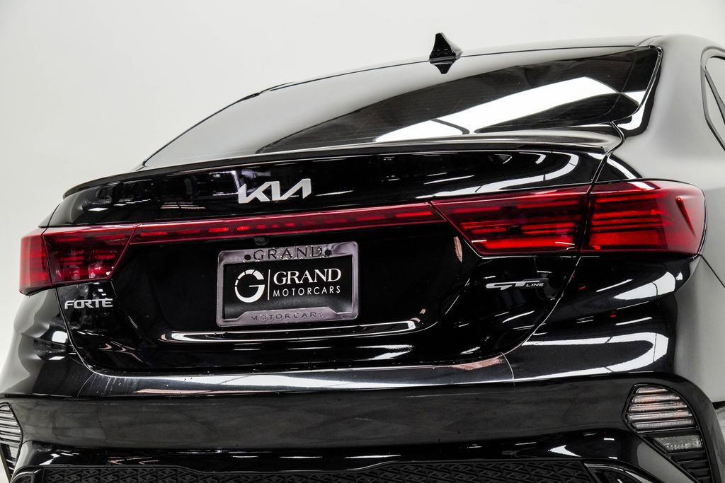 Used 2022 Kia Forte GT-Line w/ GT-Line Technology Package image 13