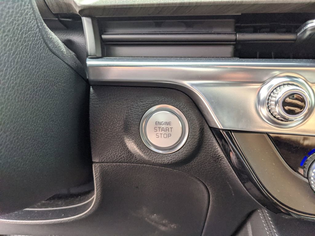 Used 2025 Kia Telluride SX w/ SX Captain's Chair Package image 27