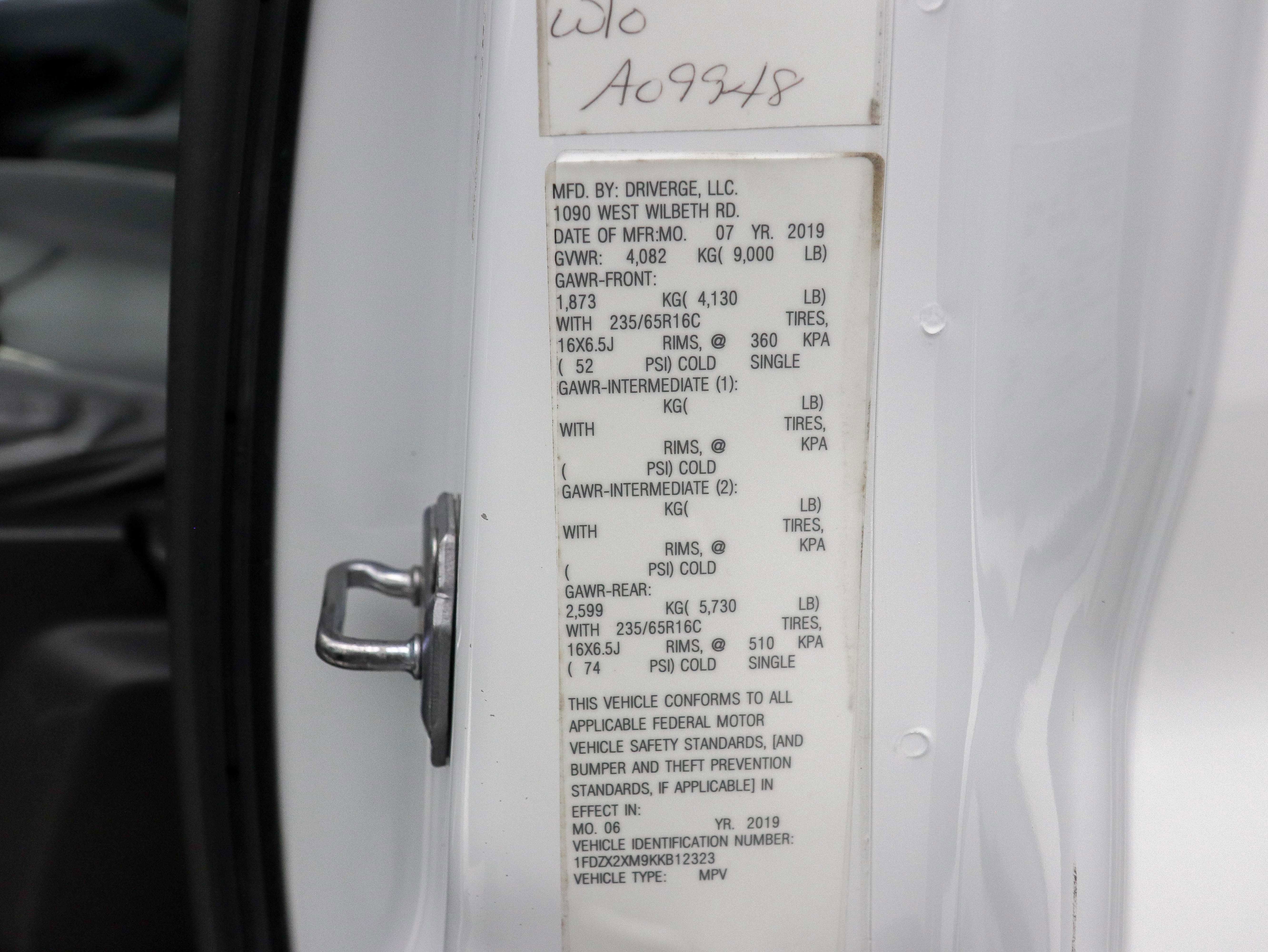 Used 2019 Ford Transit 350 XL image 35