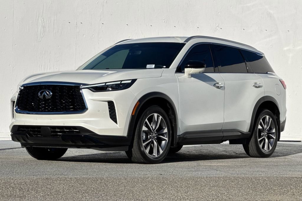 Certified 2023 INFINITI QX60 Luxe image 7