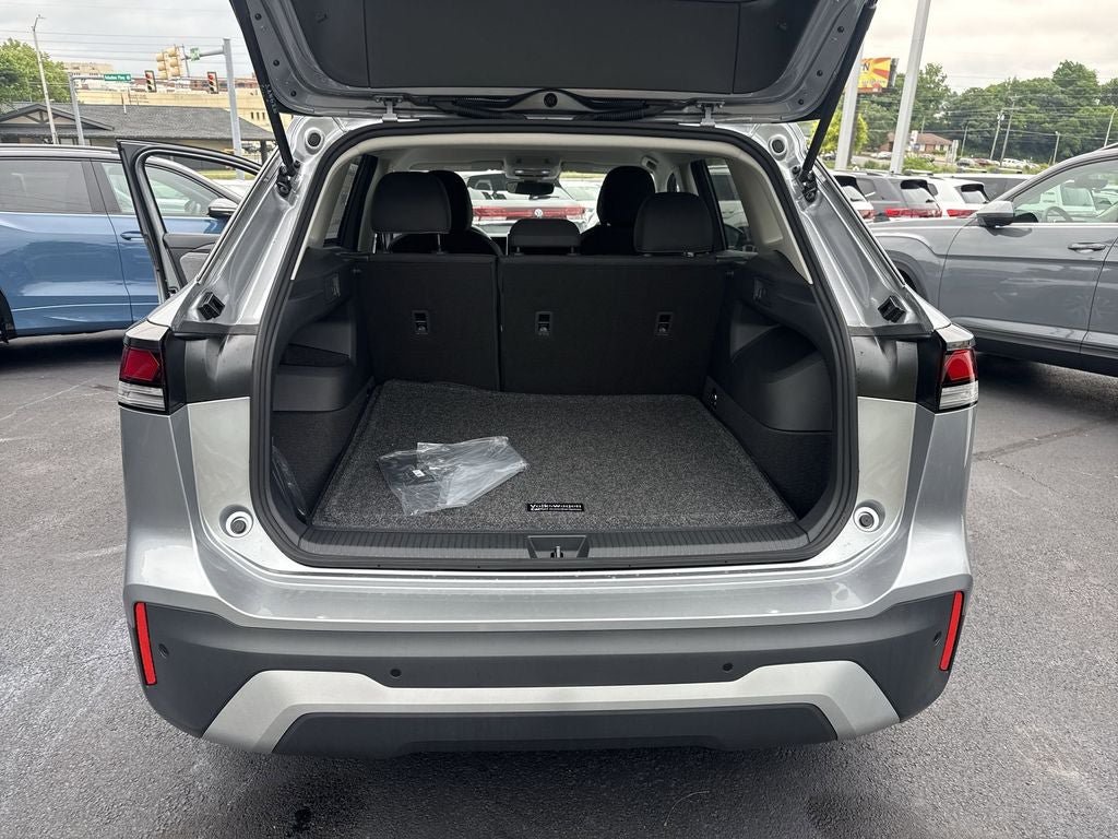 New 2026 Volkswagen Tiguan S FWD image 38