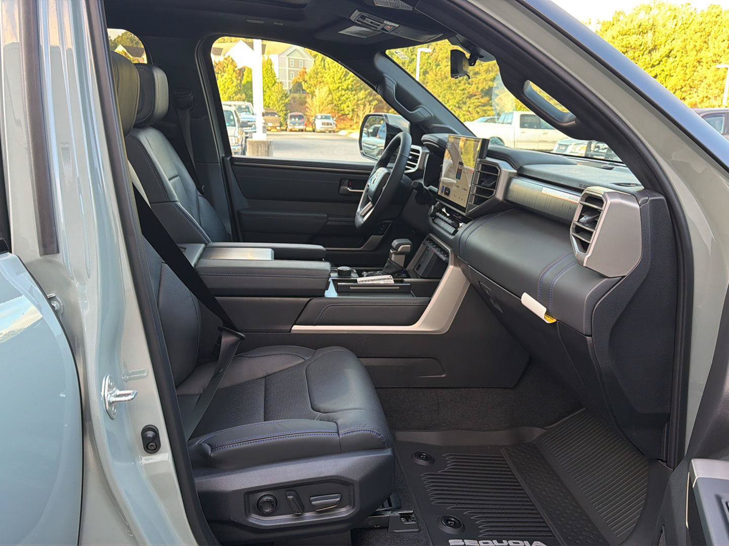 New 2026 Toyota Sequoia Platinum AWD/4WD image 15