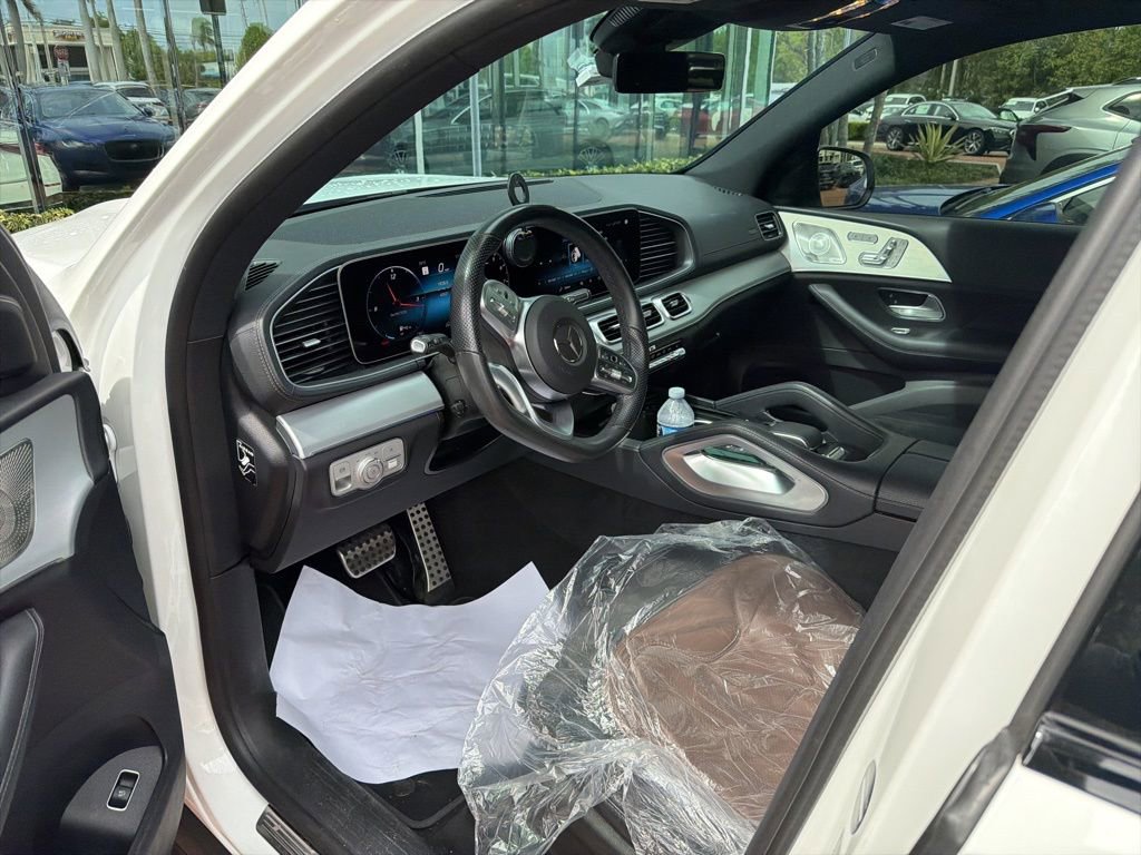 Certified 2021 Mercedes-Benz GLS 580 4MATIC image 3