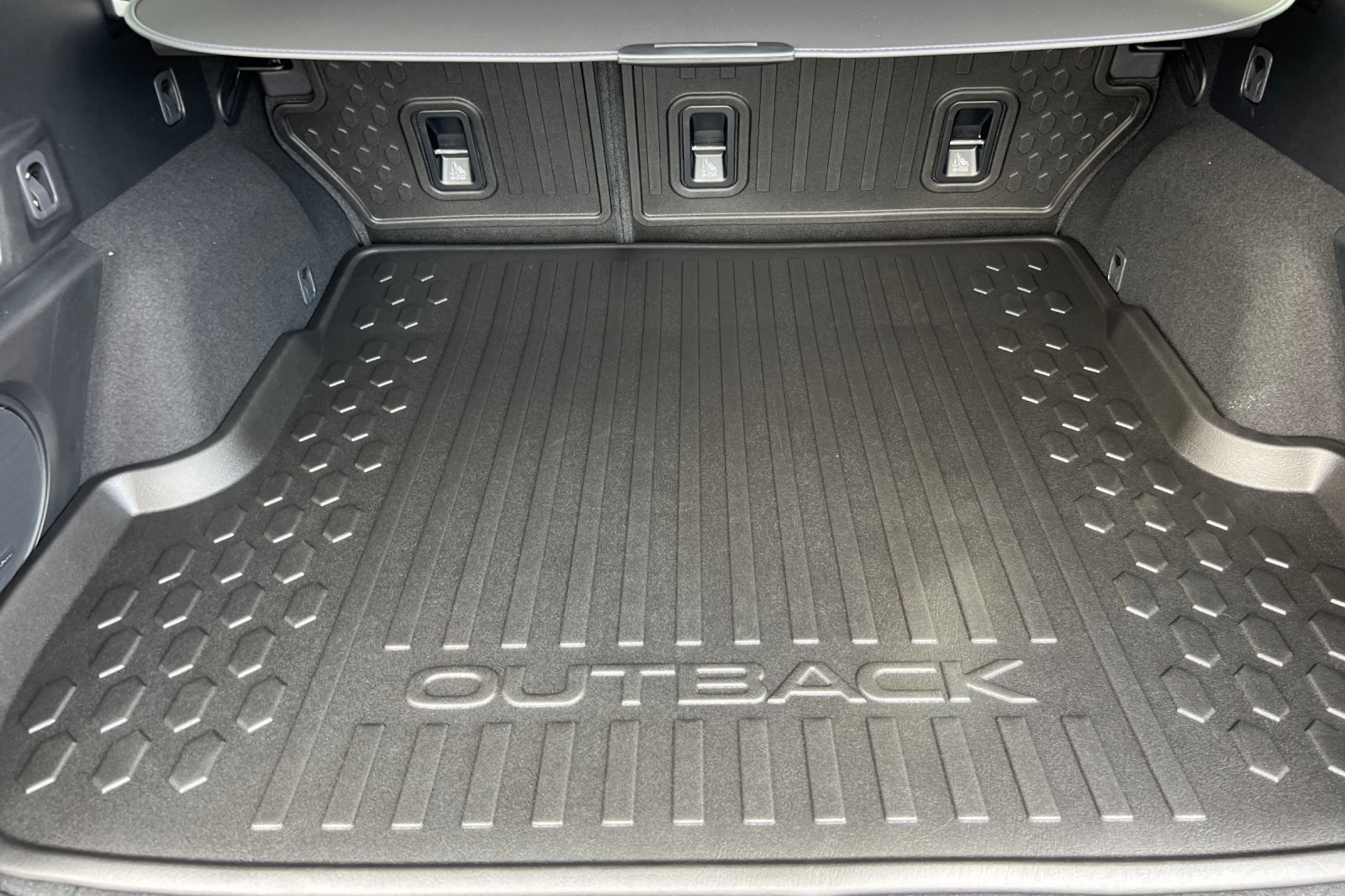 New 2025 Subaru Outback Touring w/ Popular Package #2 image 15