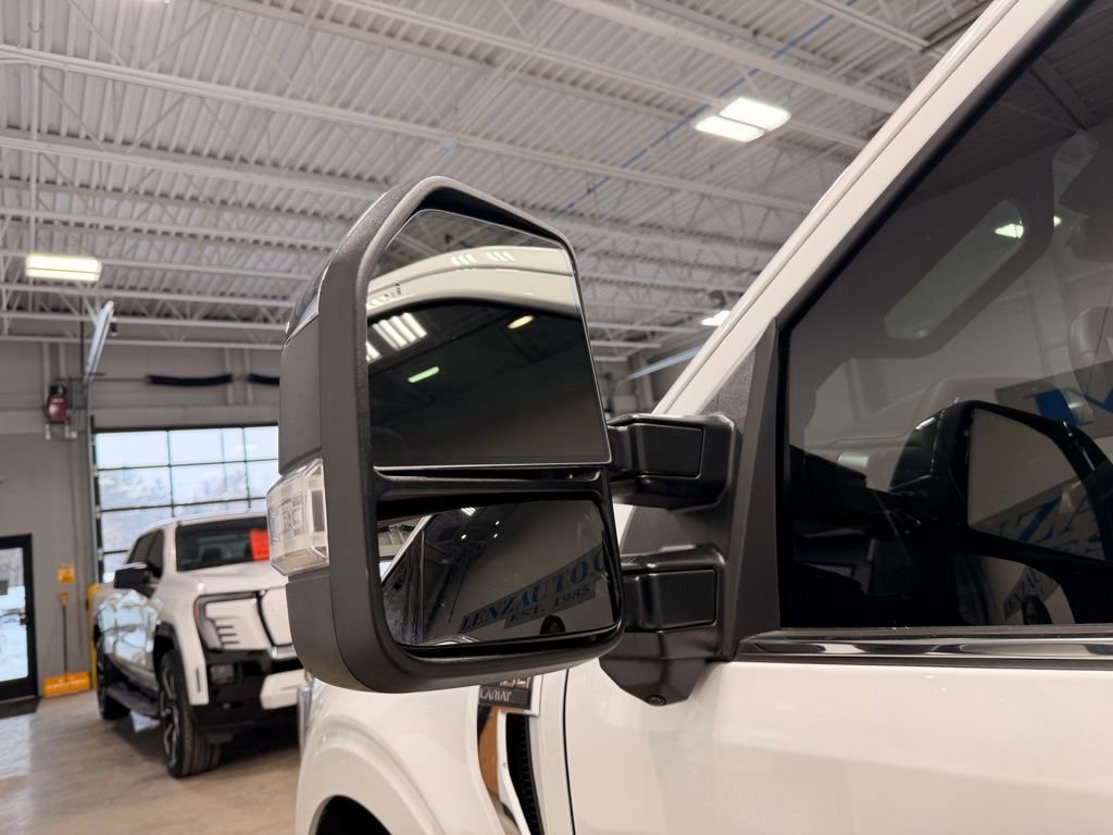 Used 2025 Ford F150 Lariat w/ Tow/Haul Package image 15