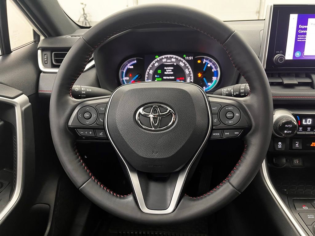 Used 2023 Toyota RAV4 SE w/ Weather & Moonroof Package image 22