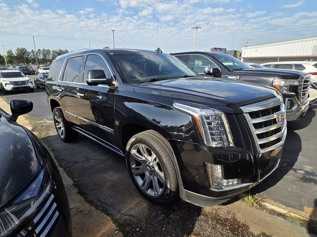 Used 2017 Cadillac Escalade Premium Luxury image 2