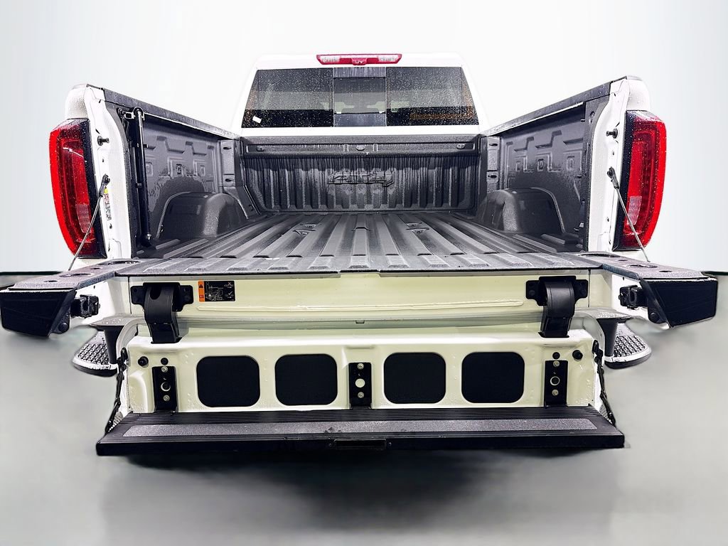 Used 2023 GMC Sierra 3500 AT4 w/ AT4 Premium Plus Package image 37