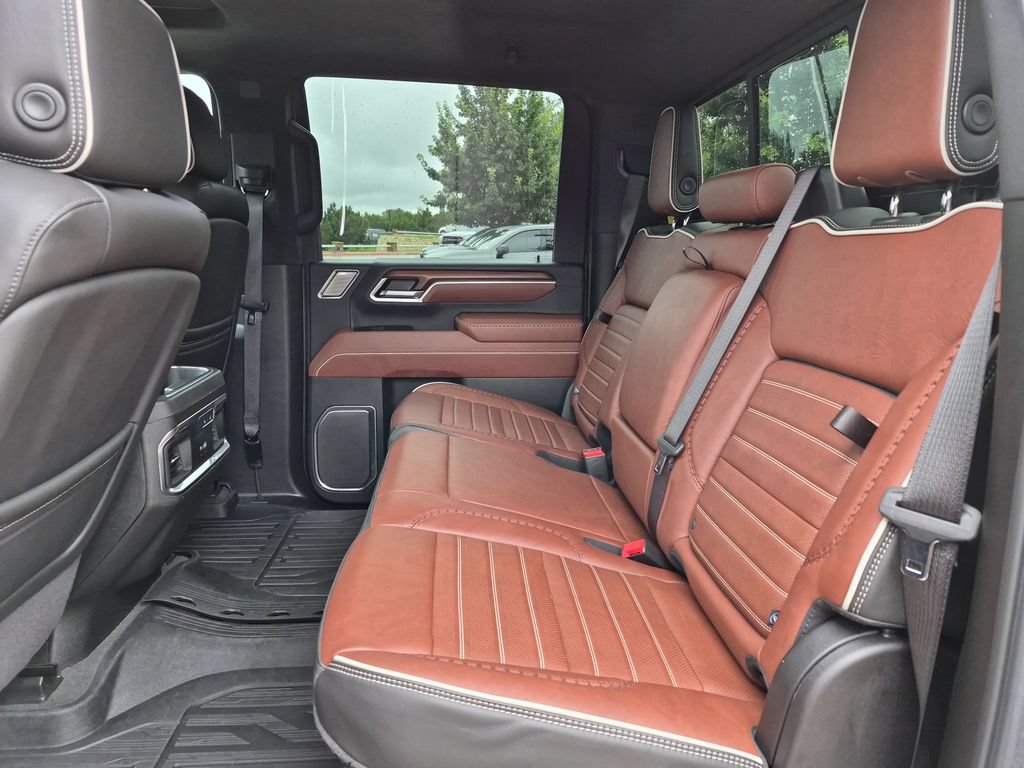 Certified 2025 GMC Sierra 2500 Denali Ultimate w/ Max Trailering Package AWD/4WD image 40