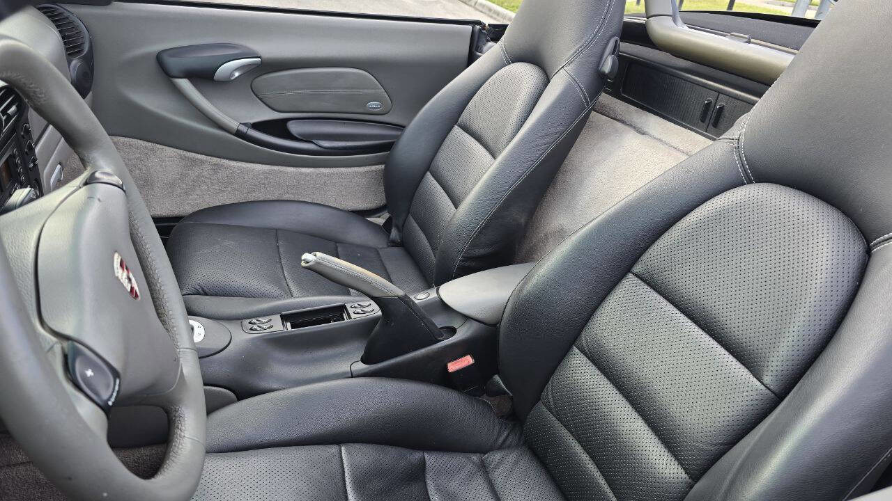 Used 2003 Porsche Boxster image 24