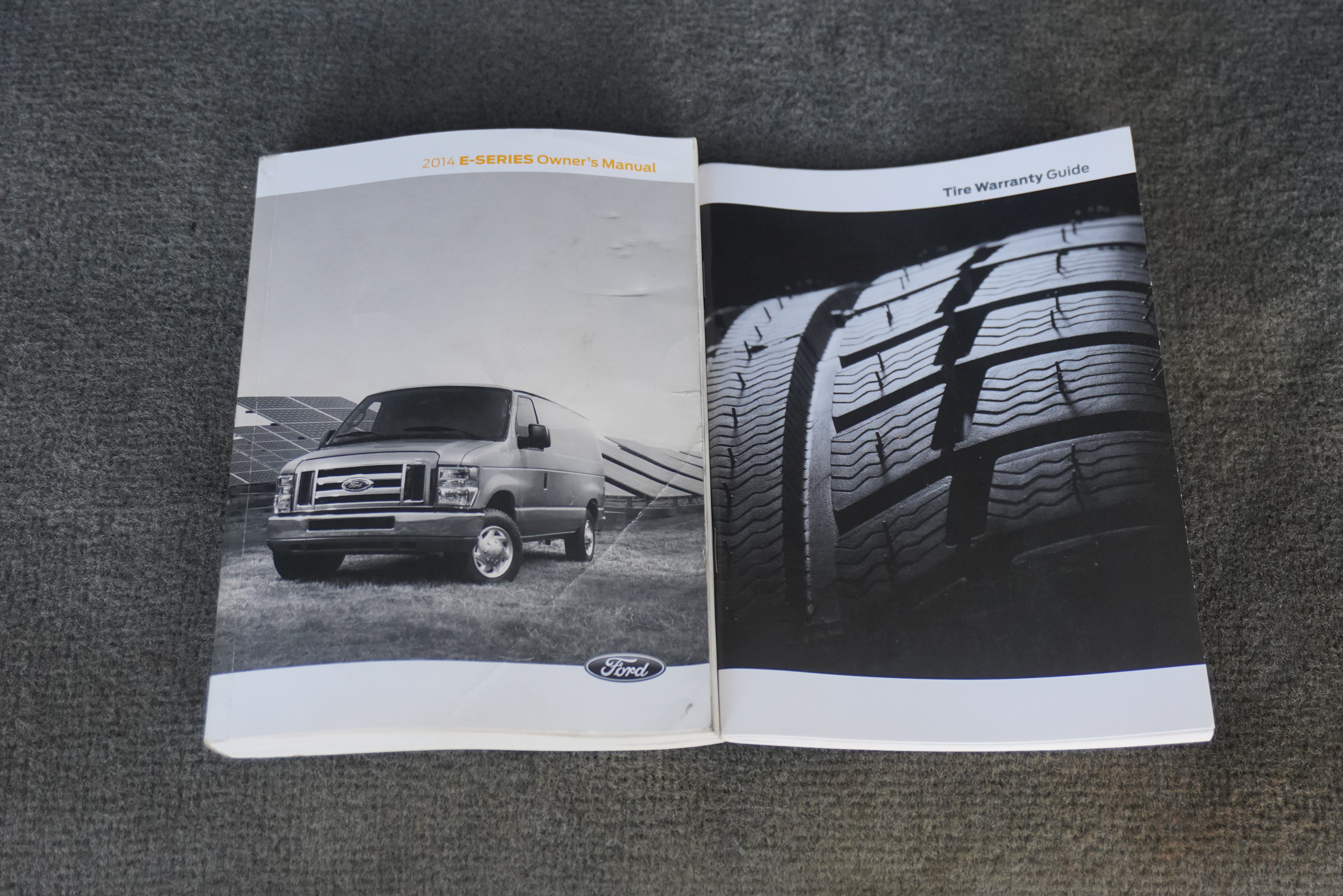 Used 2014 Ford E-350 and Econoline 350 XLT RWD image 16