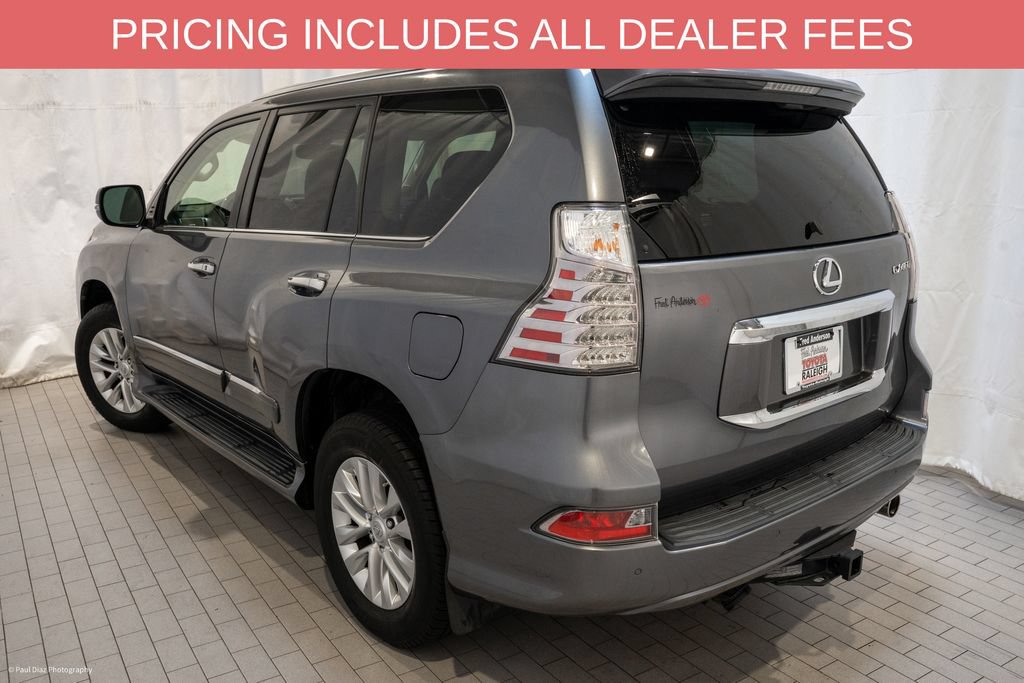Used 2016 Lexus GX 460 w/ Premium Package AWD/4WD image 3