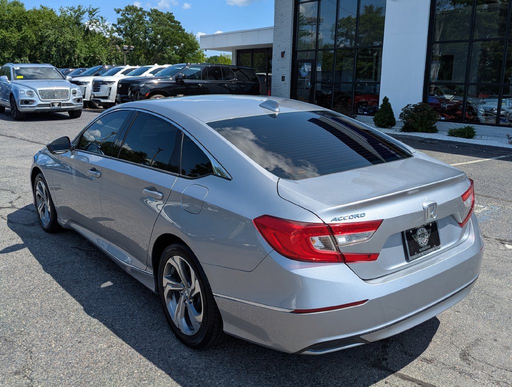 Used 2018 Honda Accord EX-L image 10