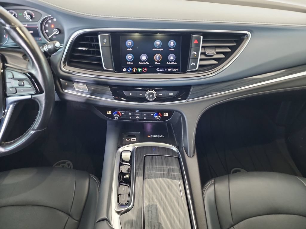 Used 2022 Buick Enclave Essence w/ Sport Touring Edition FWD image 24