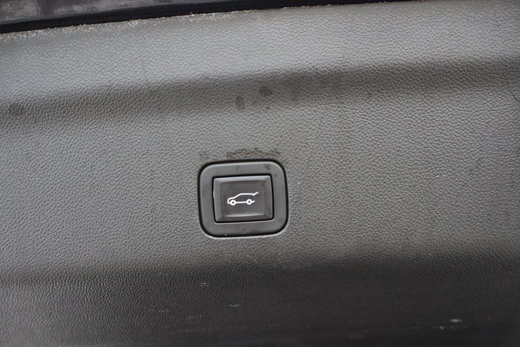 Used 2024 Chevrolet Tahoe RST image 24