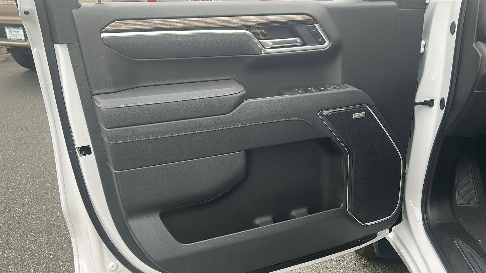 New 2025 GMC Sierra 1500 Elevation w/ Preferred Package image 14