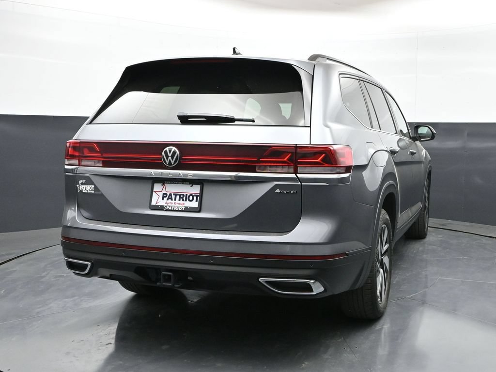 Used 2025 Volkswagen Atlas SE AWD/4WD image 25