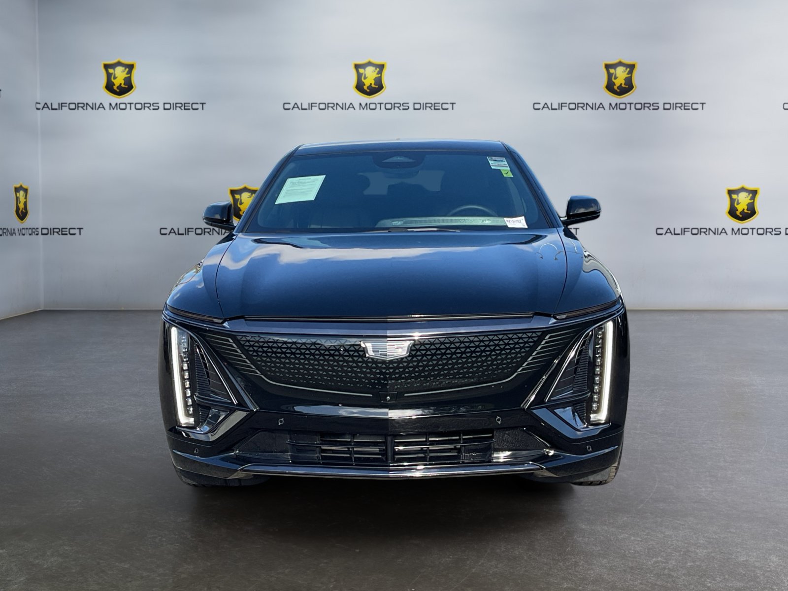 Used 2024 Cadillac Lyriq Sport AWD/4WD image 2