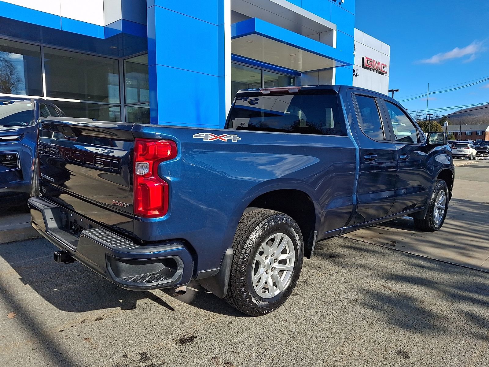 Used 2021 Chevrolet Silverado 1500 RST w/ Bed Protection Package image 6