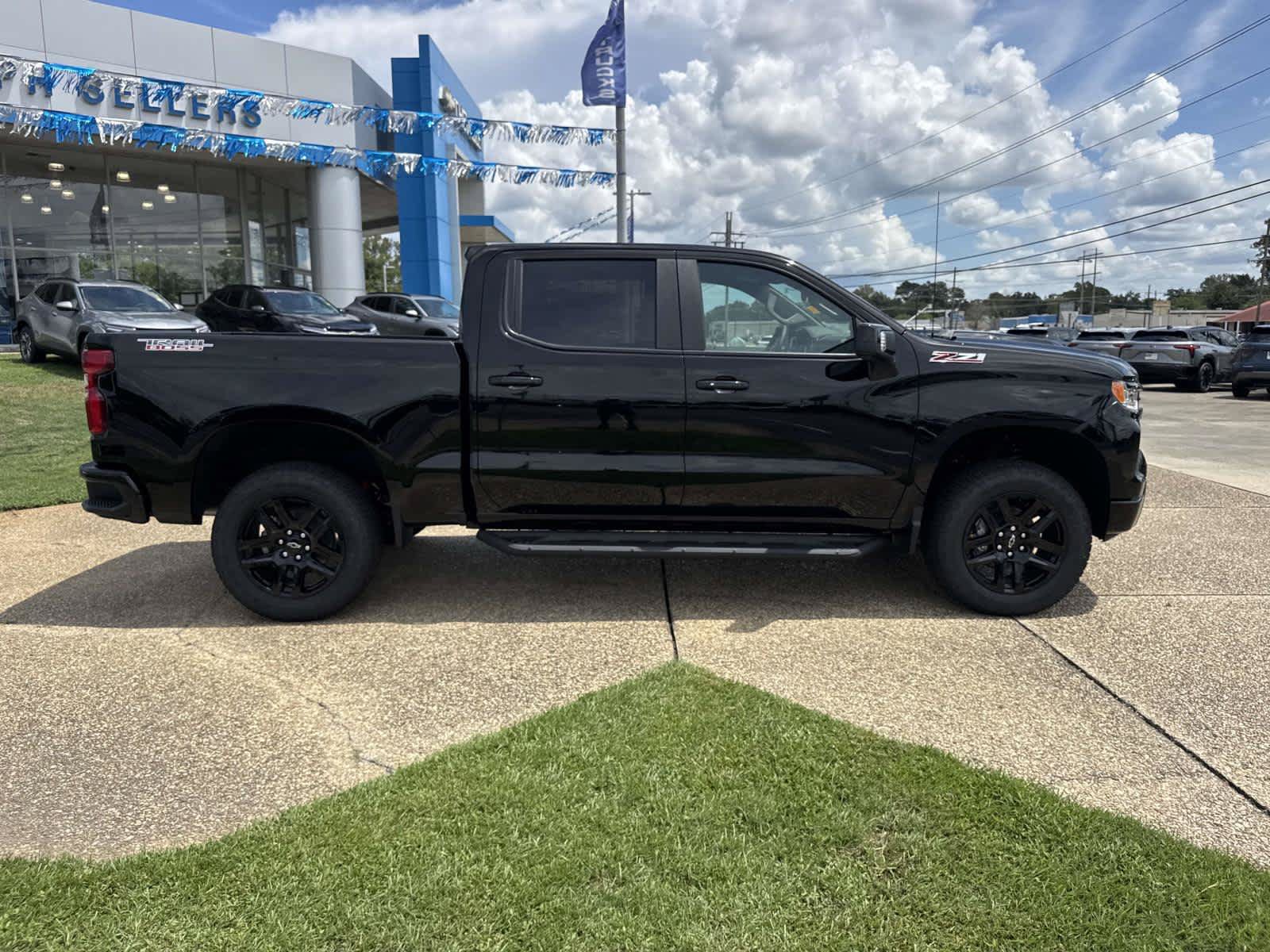 New 2026 Chevrolet Silverado 1500 LT Trail Boss w/ LT Trail Boss Premium Package AWD/4WD image 6