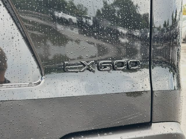 New 2026 Lexus LX 600 4WD w/ Luxury Package image 11
