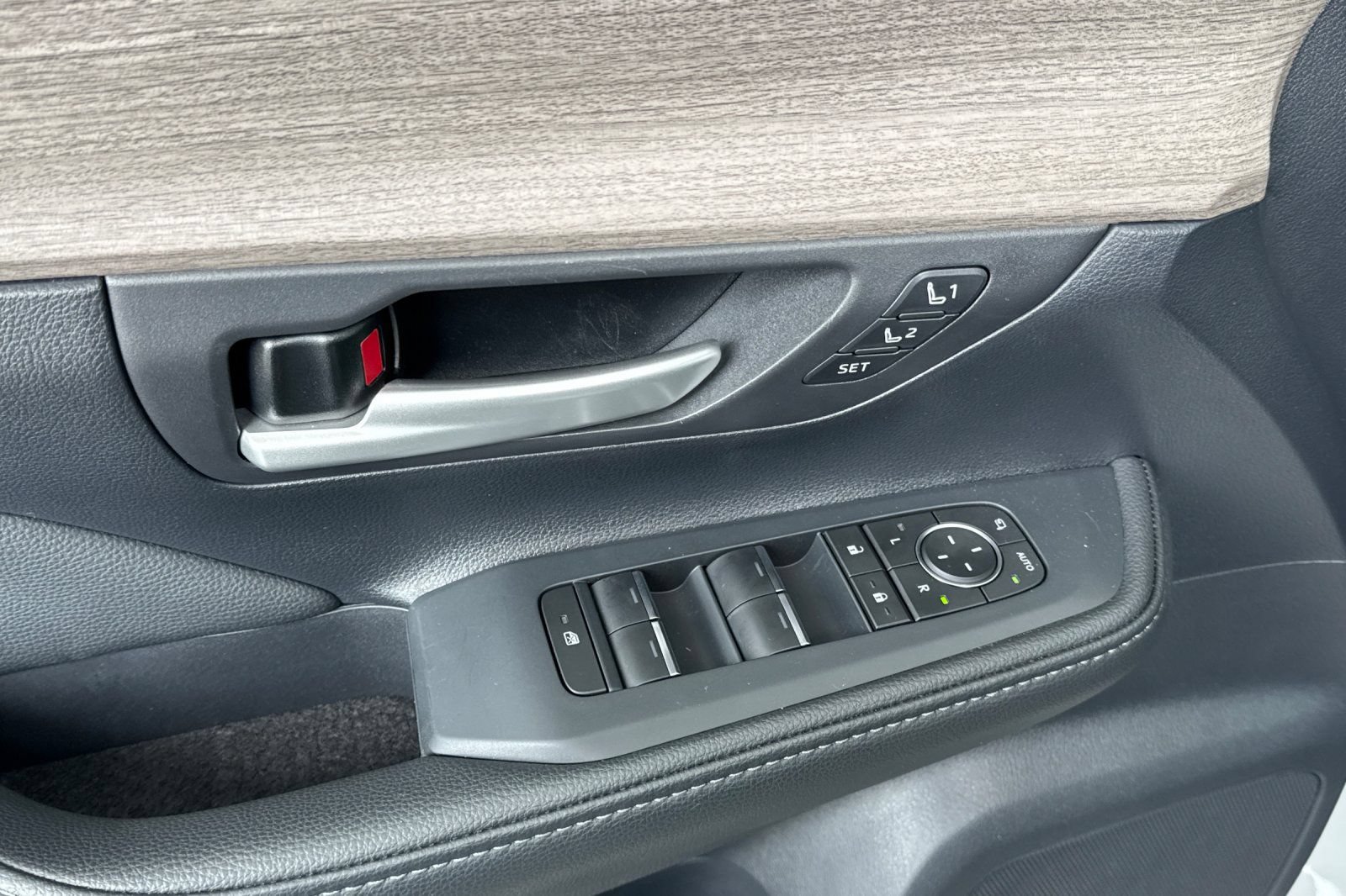 Certified 2026 Toyota Grand Highlander AWD image 14