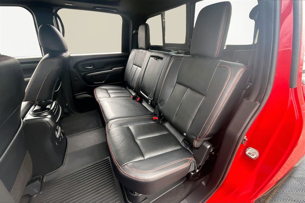 Used 2024 Nissan Titan PRO-4X w/ Pro-4x Convenience Package image 26