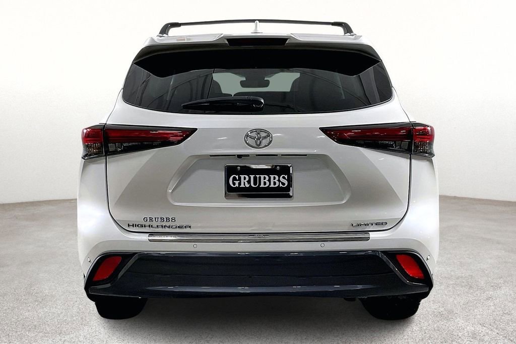 Used 2021 Toyota Highlander Limited image 6