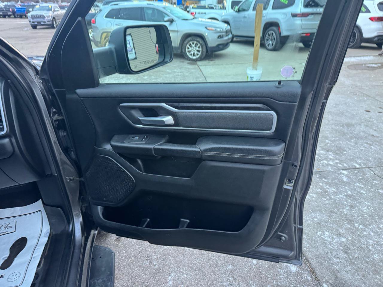 Used 2020 RAM 1500 Big Horn AWD/4WD image 15