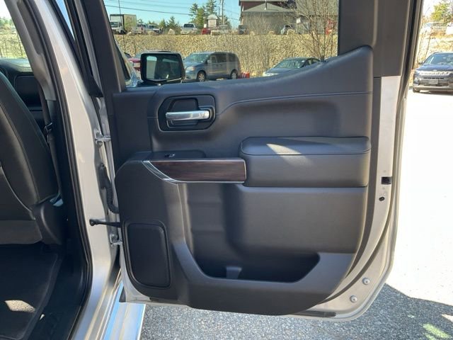 Used 2019 GMC Sierra 1500 SLT w/ SLT Premium Package AWD/4WD image 18