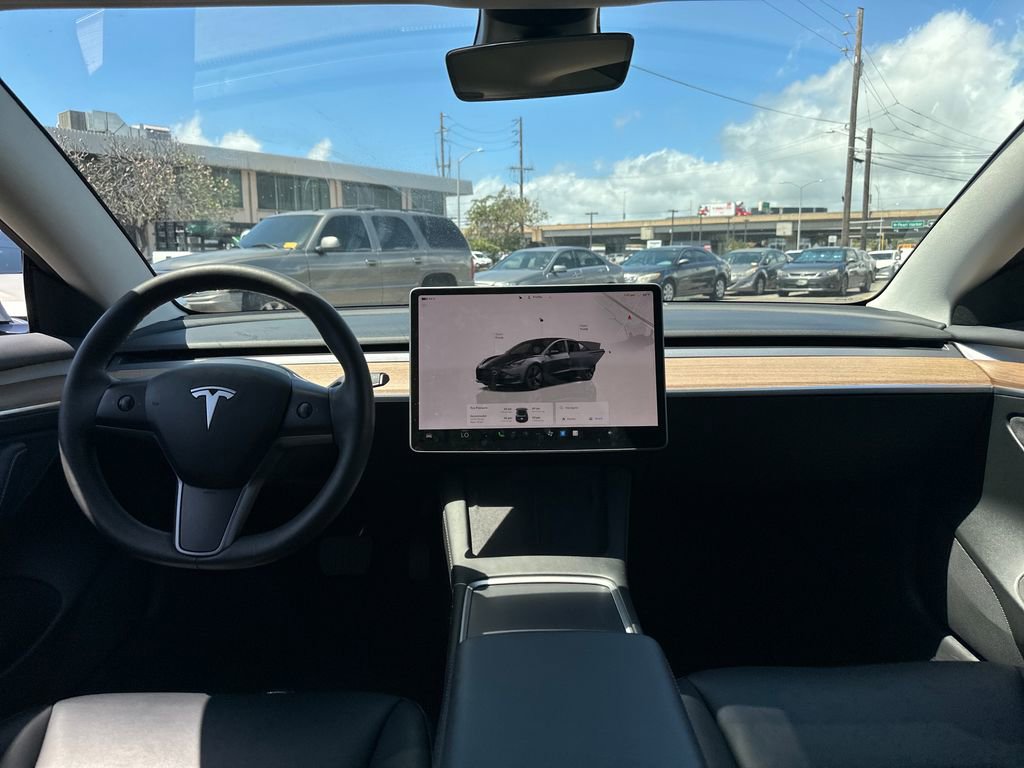 Used 2023 Tesla Model 3 Standard Range image 13