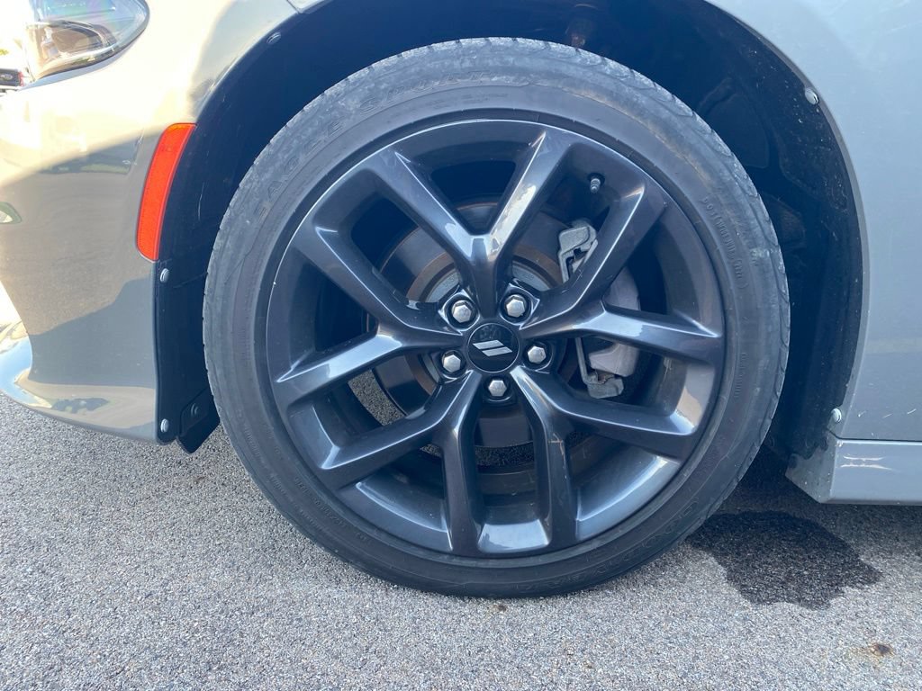 Used 2019 Dodge Charger R/T w/ Plus Group RWD image 15