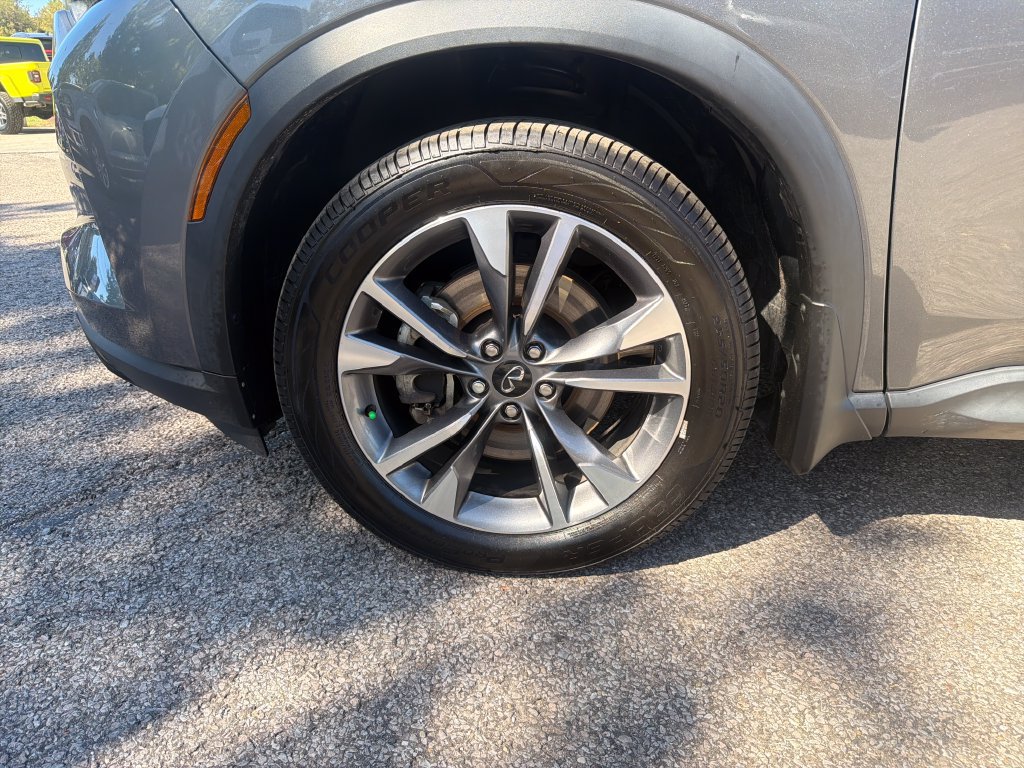 Used 2023 INFINITI QX60 Luxe w/ Cargo Package AWD/4WD image 11