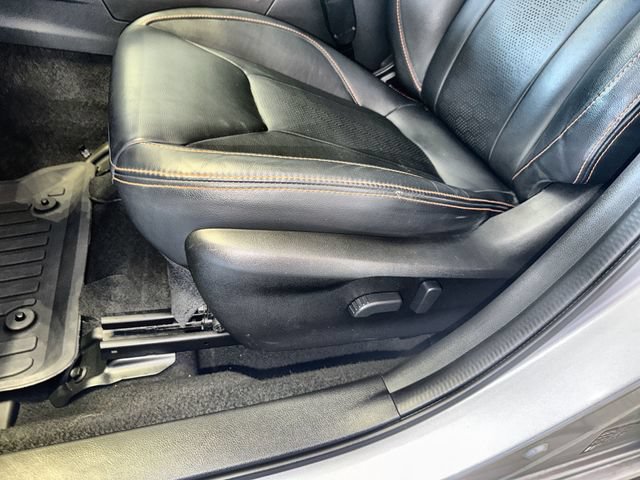 Used 2020 Subaru Crosstrek 2.0i Limited w/ Moonroof Package w/Navigation AWD/4WD image 12