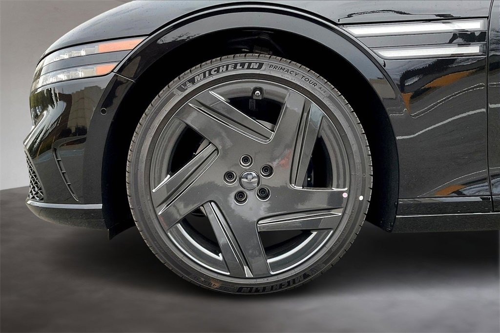 New 2026 Genesis G90 3.5T Prestige image 13