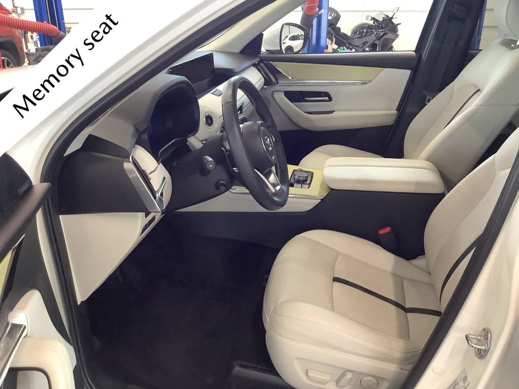Certified 2026 MAZDA CX-90 3.3 Turbo S w/ Premium Plus AWD/4WD image 17