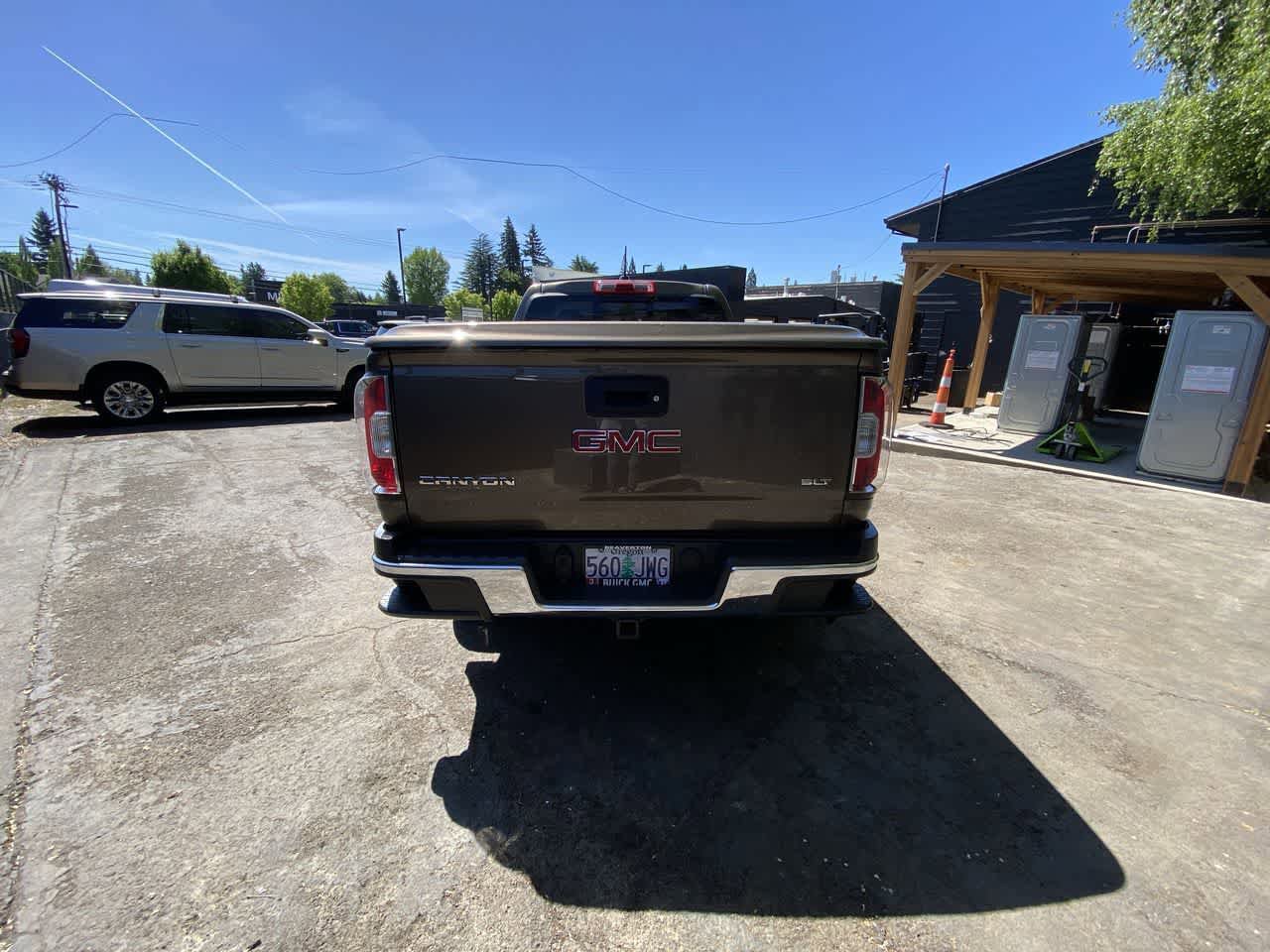 Used 2017 GMC Canyon SLT w/ Driver Alert Package AWD/4WD image 5