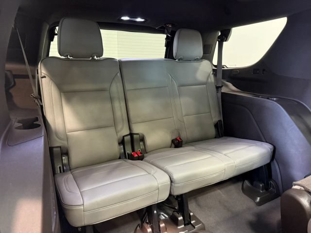 Used 2021 GMC Yukon SLT w/ SLT Luxury Plus Package AWD/4WD image 32