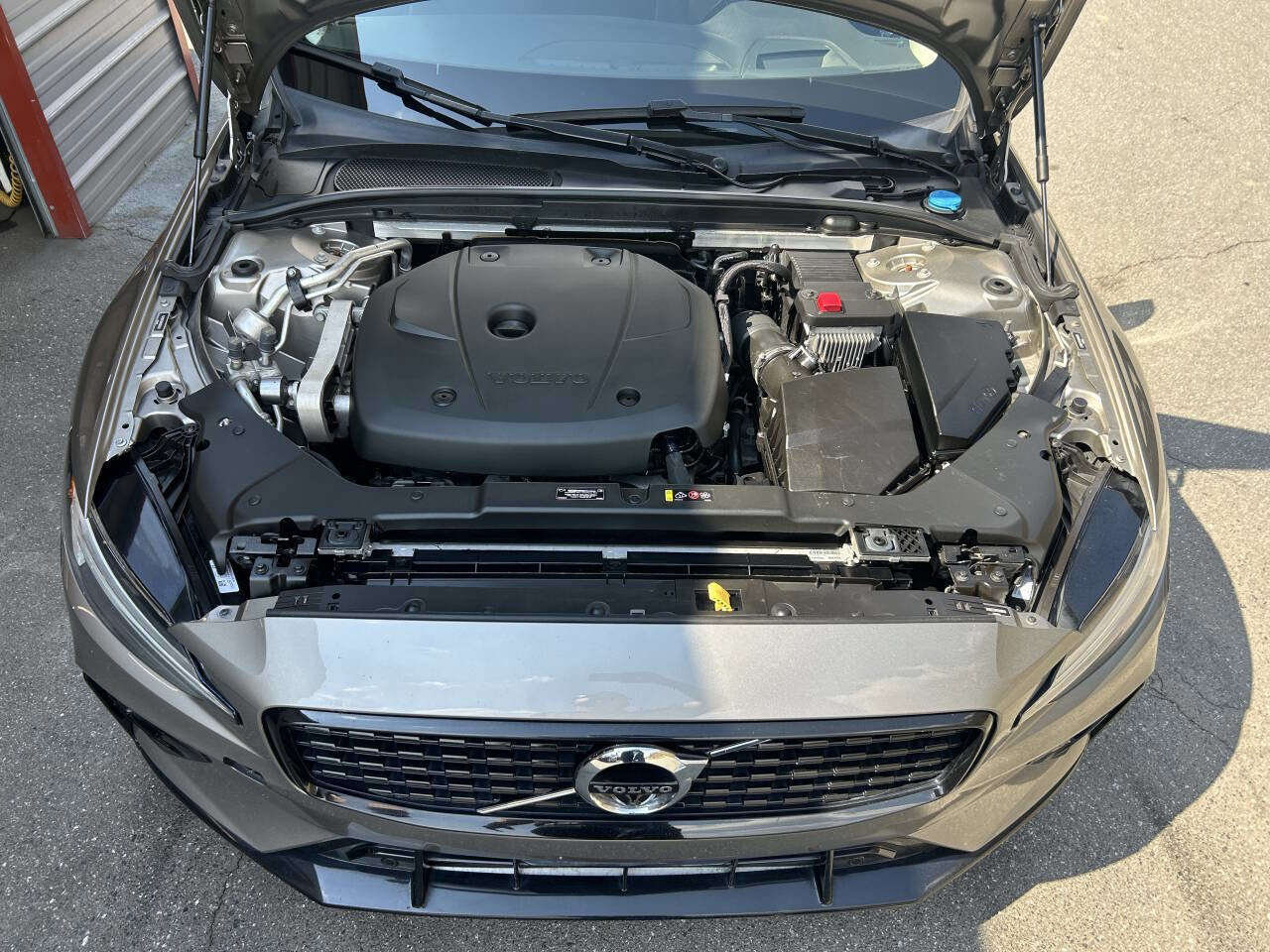 Used 2021 Volvo S60 T5 Momentum AWD/4WD image 18