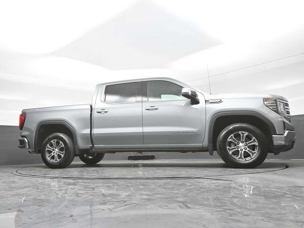 Used 2025 GMC Sierra 1500 SLT AWD/4WD image 33