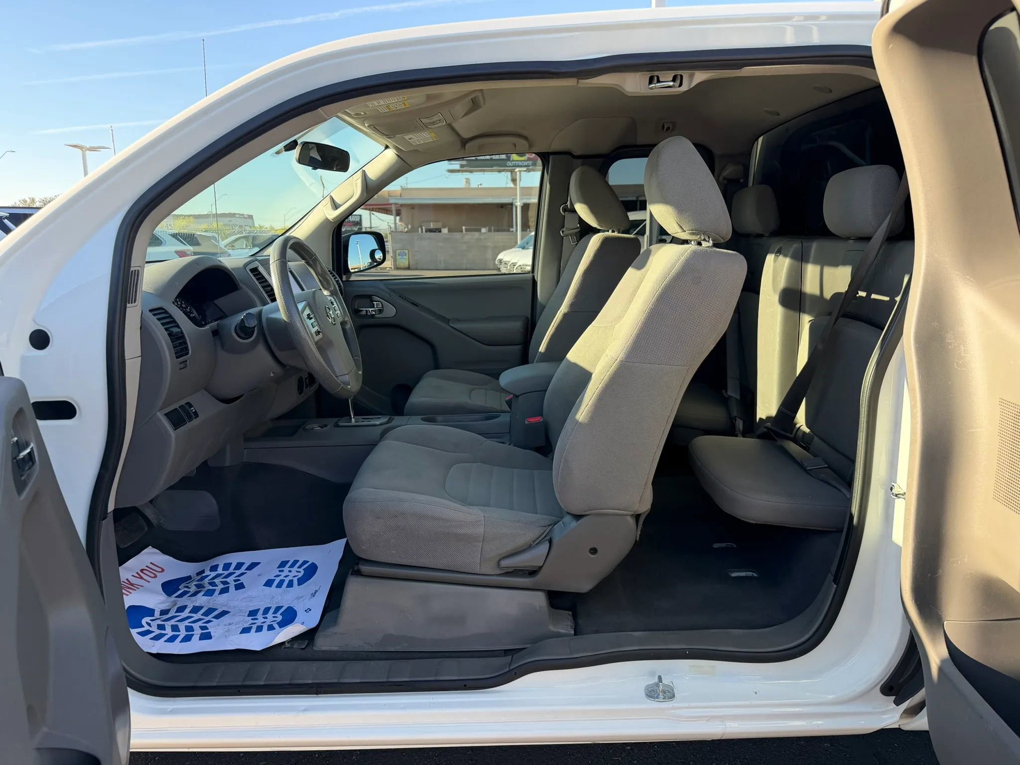 Used 2020 Nissan Frontier S image 13