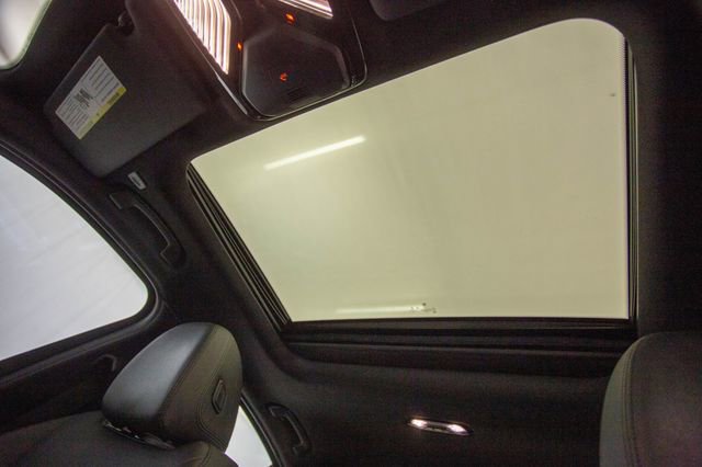 Used 2020 BMW 330i xDrive Sedan w/ Convenience Package image 54