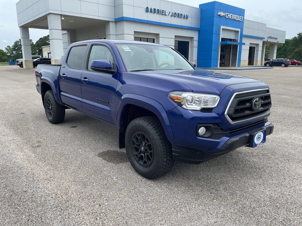 Used 2022 Toyota Tacoma SR5 AWD/4WD image 7