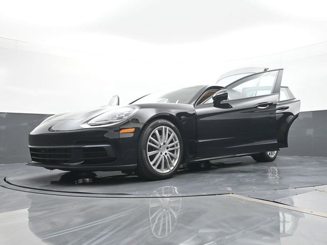 Certified 2018 Porsche Panamera image 31