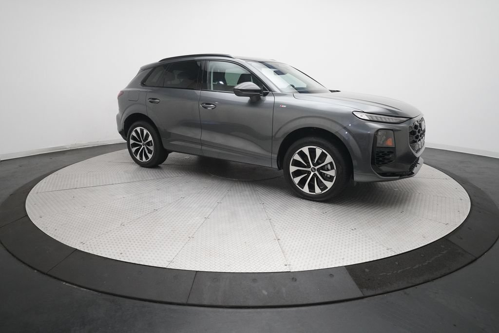 New 2026 Audi Q3 quattro 2.0T AWD/4WD image 37