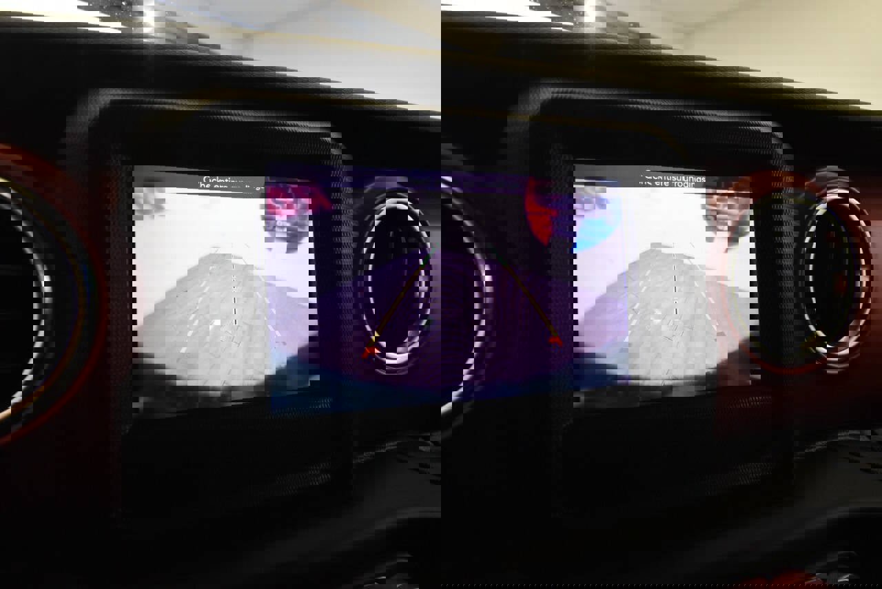 Used 2020 Jeep Wrangler Unlimited Rubicon w/ Dual Top Group image 24