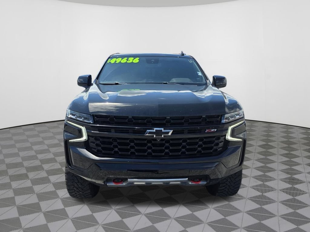 Used 2023 Chevrolet Tahoe Z71 w/ Luxury Package AWD/4WD image 3