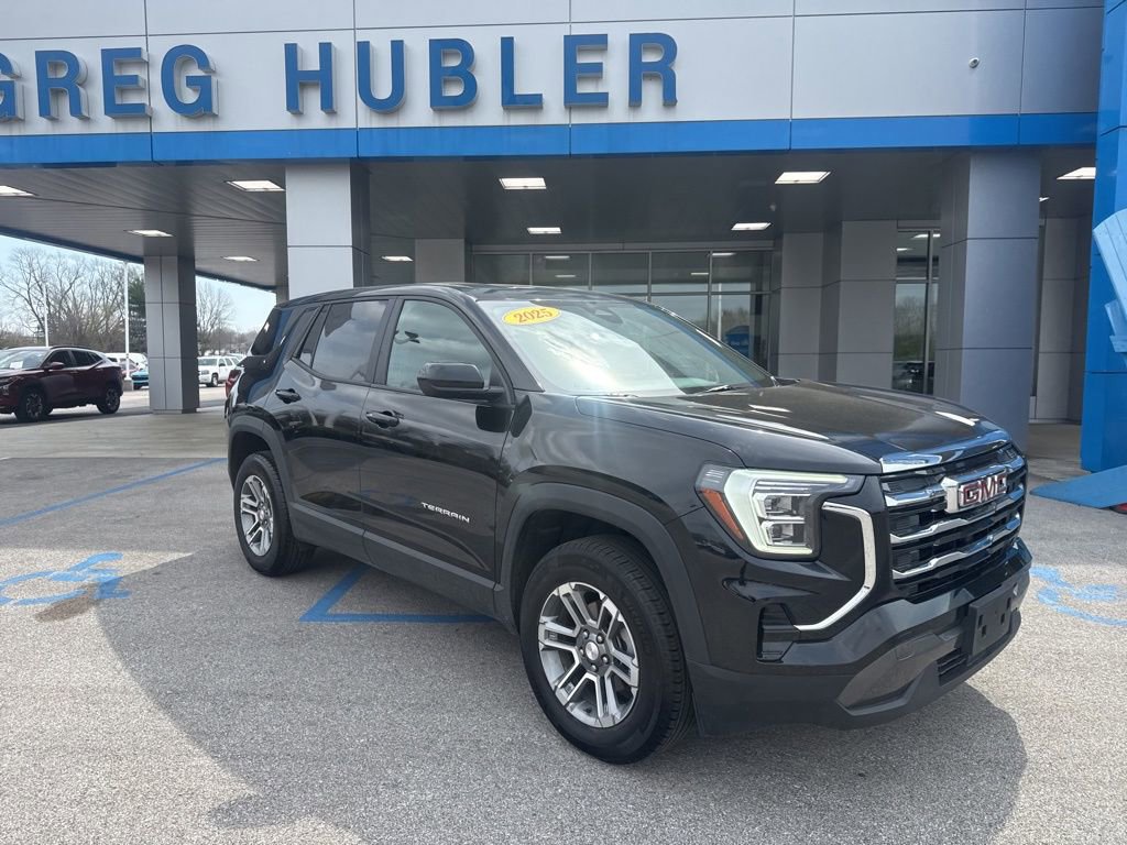 Used 2025 GMC Terrain Elevation image 33